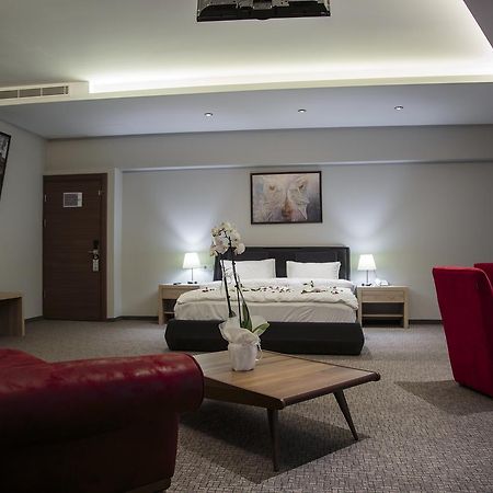Hotel City Inegoel 外观 照片