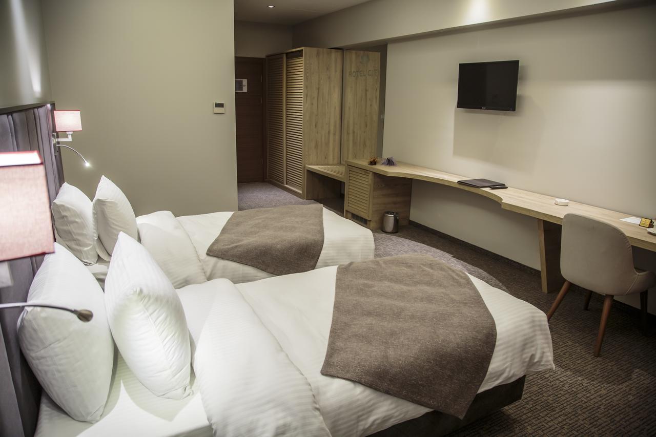 Hotel City Inegoel 外观 照片